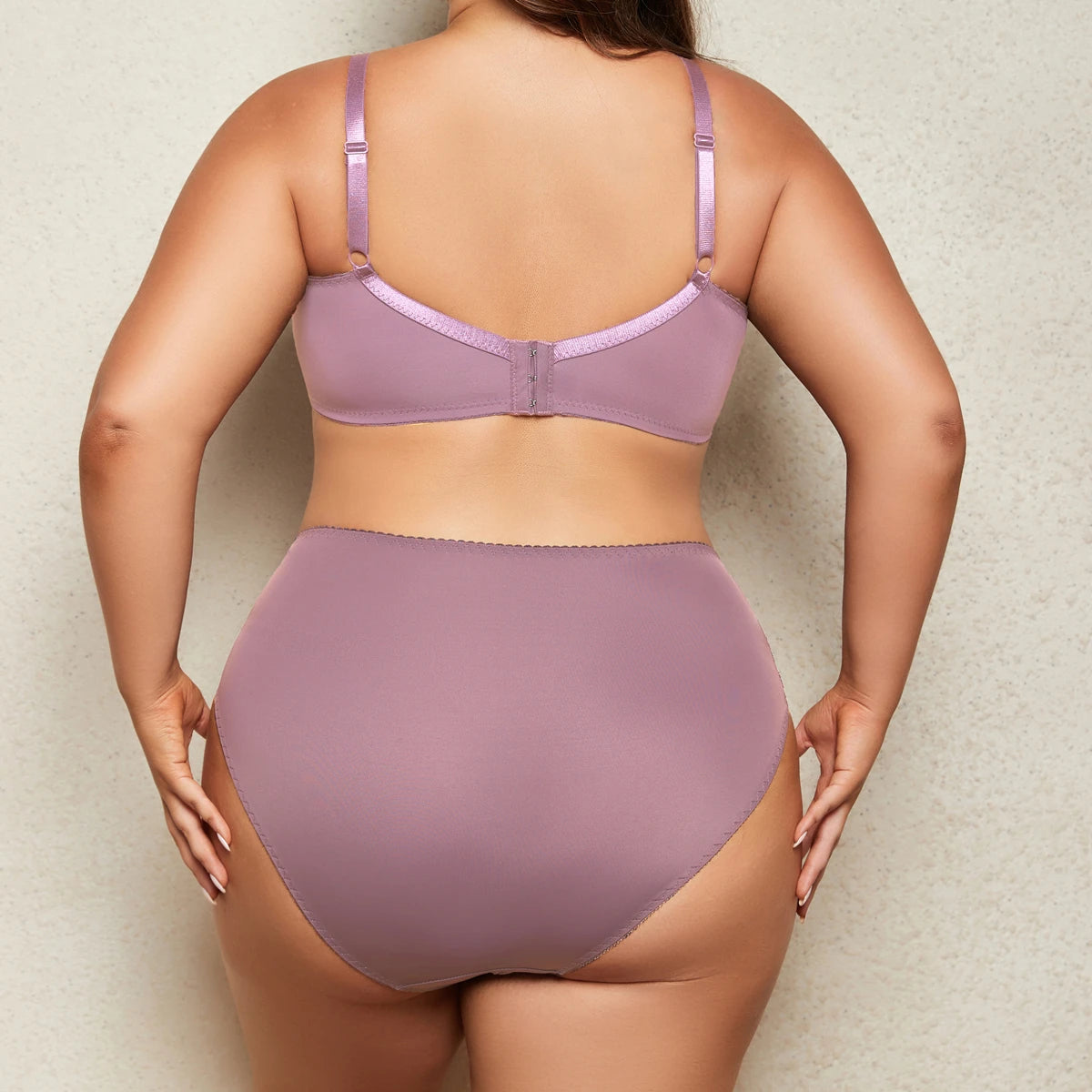 Ensemble de Lingerie en Dentelle BEAUWEAR - Grandes Tailles